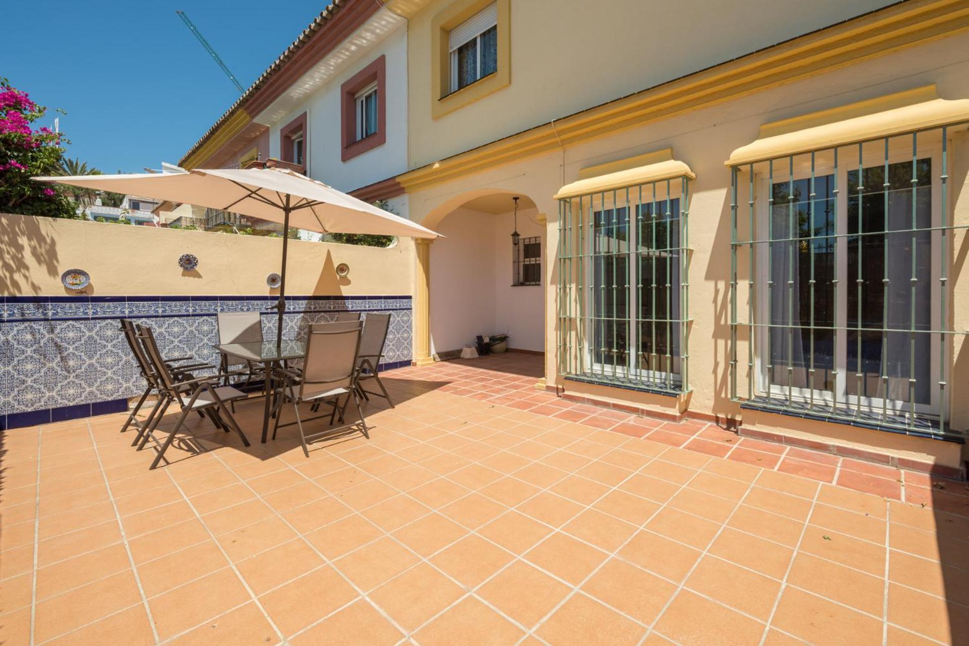 Castillo Sohail Townhouse Near The Beach By Costarentals - Ref 101 Fuengirola Exteriör bild