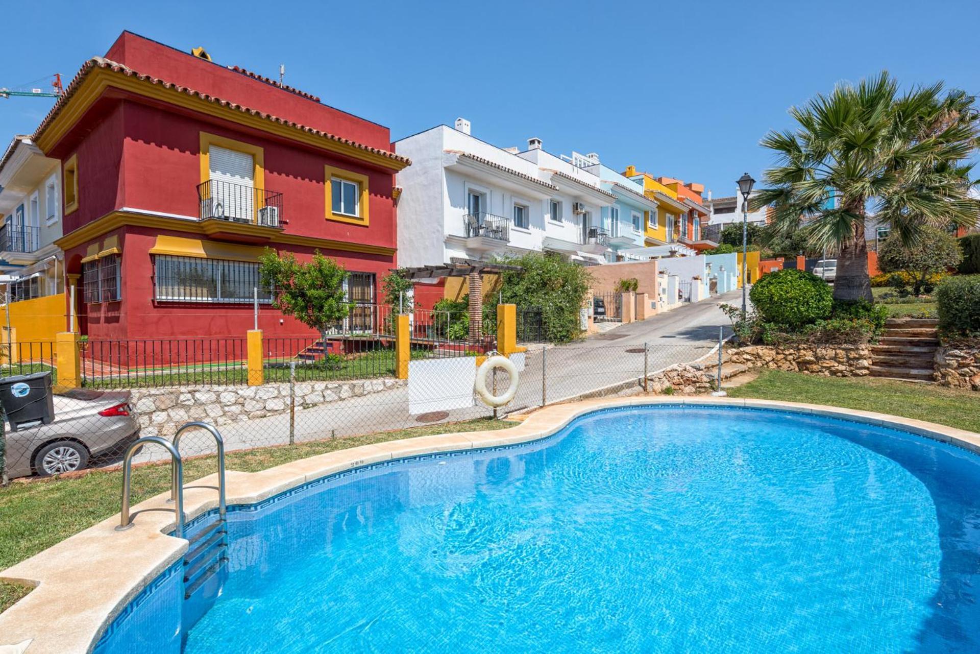 Castillo Sohail Townhouse Near The Beach By Costarentals - Ref 101 Fuengirola Exteriör bild